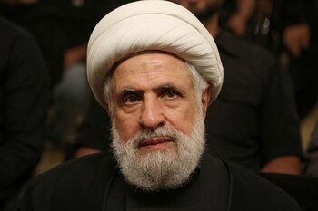 El nuevo líder de Hezbollah, el jeque Naim Qasem, (REUTERS/Mohamed Azakir)