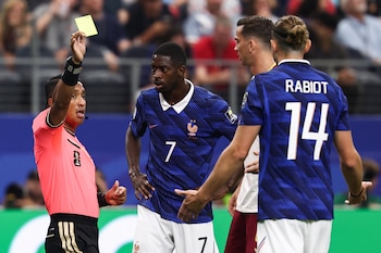 Sin rodeos: Así fue el partido del árbitro salvadoreño Iván Bartón en la semifinal del mundial 2026