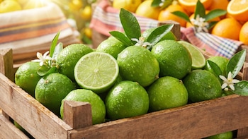 Este es el mejor lugar para guardar los limones y no es la nevera