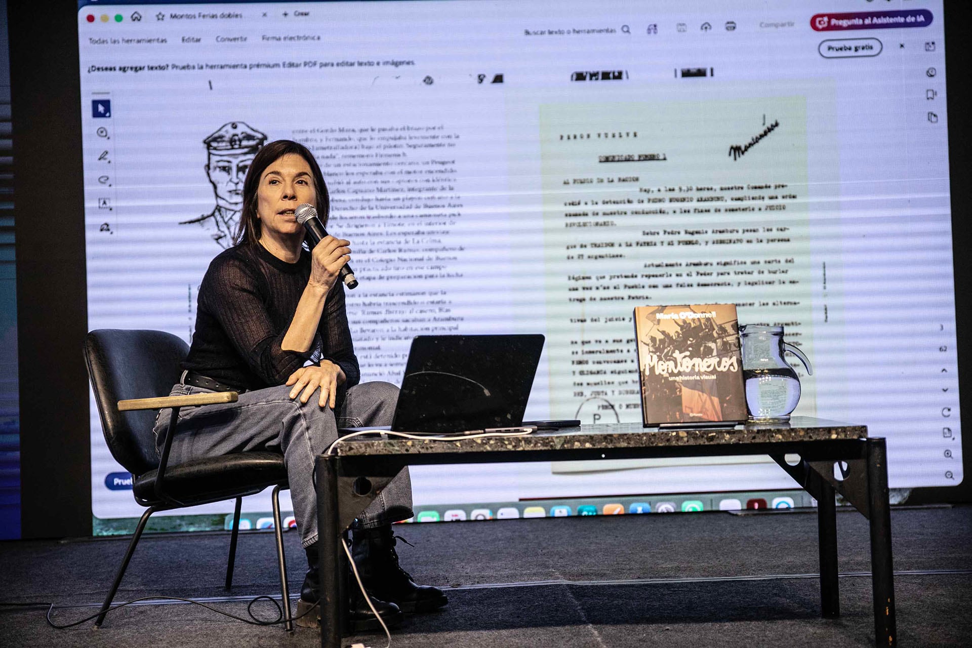 La periodista María O'Donnell expone sobre su libro dedicado a la organización Montoneros en la Feria del Libro de Rosario. (Feria del LIbro de Rosario)