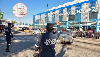 El Viceministerio de Transporte de El Salvador anunció una restricción vehicular en los alrededores del Estadio Jorge “El Mágico” González de San Salvador para el domingo 23 de agosto. (Cortesía: Policía Nacional Civil)