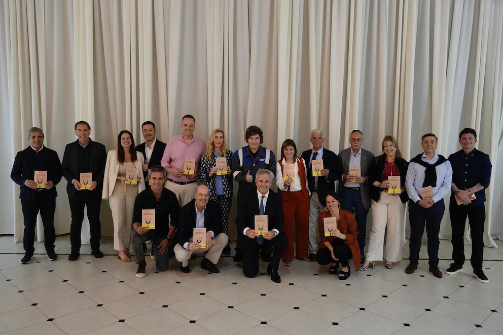 MVMRIWTB25DS7O3WREUMZXCXAE