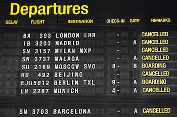 La Justicia federal condenó a una aerolínea internacional a indemnizar a una estudiante argentina por la cancelación de su vuelo durante la pandemia de Covid-19. (Foto de archivo: REUTERS/Francois Lenoir)