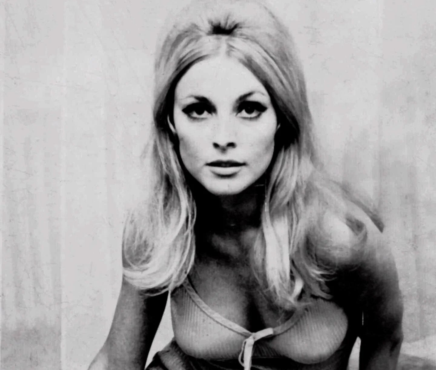 Tate era actriz, figura pública y esposa del director Roman Polanski. Su muerte en agosto de 1969 marcó el fin de una era en Hollywood y el comienzo de uno de los juicios más seguidos del siglo XX (AP Photo/File)