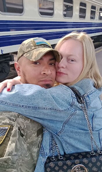 Emmanuel estaba casado con María,