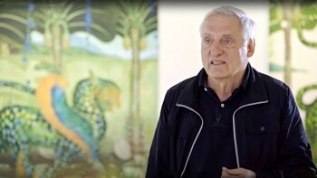 Bruce Albert conoció a Kopenawa