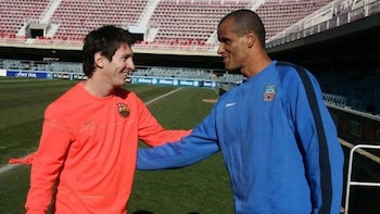 Rivaldo junto a Messi con