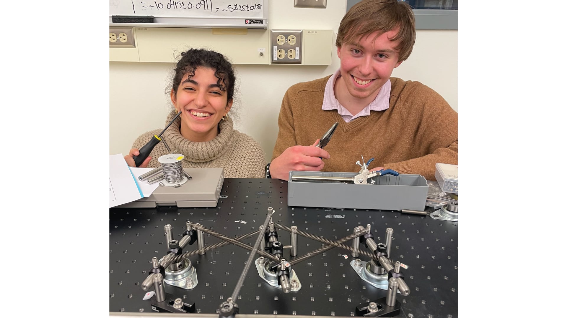 Las computadoras mecánicas pueden operar en entornos extremos donde los chips de silicio fallan. (St. Olaf College)