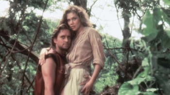 Kathleen Turner responde a Michael Douglas tras revelar que fueron amantes: “¡Qué alboroto!”