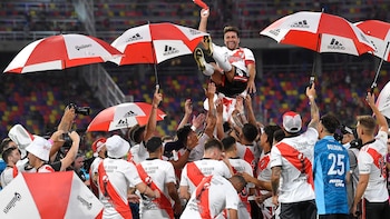 Ponzio es lanzado por los