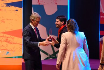 Sin dudas, Virgilio Martínez Véliz