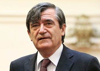Fotografía de archivo en la que se captó al político chileno Camilo Escalona, quien falleció este 4 de septiembre a los 71 años, informó el Partido Socialista (PS) de Chile, del que era secretario general (EFE/René Lescornez)