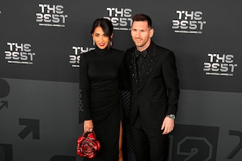 Lionel Messi posa con su