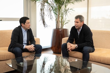 Sergio Uñac y Leonardo Nardini en Malvinas Argentinas