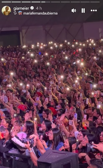 Zaca TV e Santos Bravos juntos em Lima: esse foi o encontro que empolgou a torcida. Navio: @giameier.