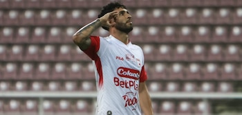 Nahuel Bustos anotó el gol que le dio la victoria a Independiente Santa Fe ante Caracas en el duelo de vuelta de Copa Sudamericana 2026 - crédito Santa Fe
