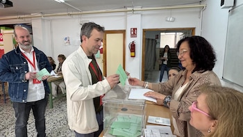 El alcalde de Jaén (PSOE): "Se tiene que dar una pensada" a un posible adelanto de las elecciones generales