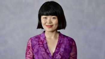 Quién es Yiyang Zhuge, la filósofa china que cuestiona el progreso de Occidente y cautivó a la élite tecnológica de Silicon Valley