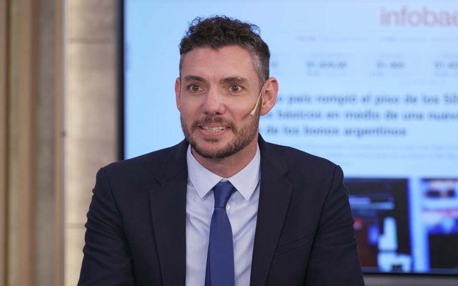 Arabia reconoce el impacto heterogéneo de las modificaciones económicas y subraya la necesidad de adaptación social frente a los cambios (Infobae en Vivo)