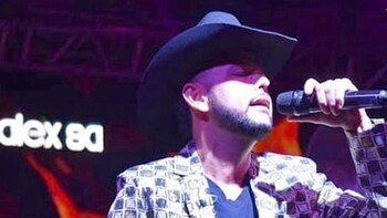 El autobús de Toño Lizárraga