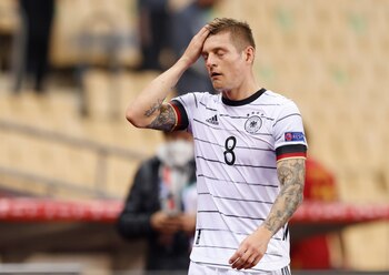 Toni Kroos opinó sobre la elección de Qatar como sede (Reuters)