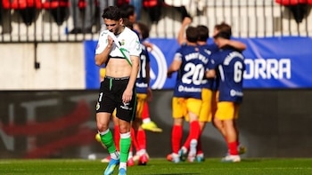 (Crónica) El Racing sufre otro revés en Andorra y el Almería se pone segundo