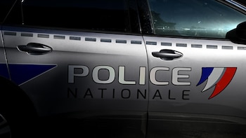 Muere un policía de 22 años tras ser atropellado durante una persecución en Nantes (Francia)
