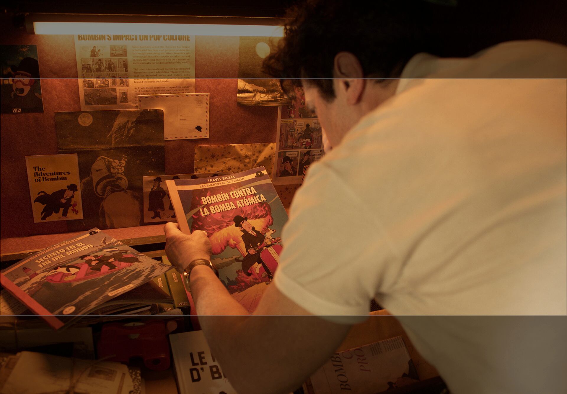 Un libro, en el centro de