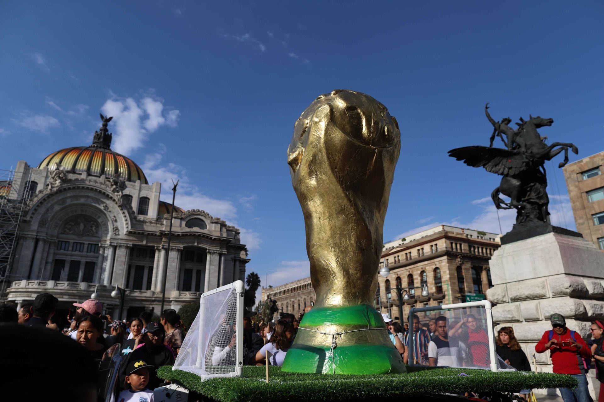 Voceros del sector inmobiliario afirman que las regulaciones locales han contenido parcialmente las subidas, aunque la presión continuará hasta el final del torneo - FOTO: GRACIELA LÓPEZ/CUARTOSCURO.COM