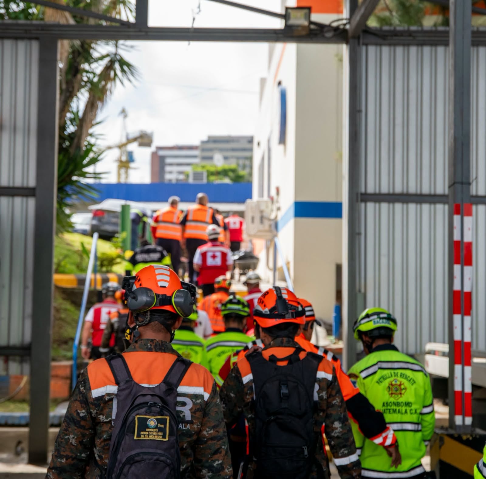 El gobierno de Bernardo Arévalo ofreció a Venezuela dos equipos USAR-GUA 11 de búsqueda y rescate tras los terremotos de magnitud 7.2 y 7.5. (Conred Guatemala)