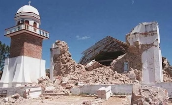 El terremoto de 2001 derribó