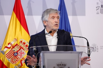 El ministro del Interior, Fernando Grande-Marlaska, durante la rueda de prensa que ha ofrecida este martes. (EFE/ Chema Moya)