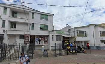 Fachada del presunto centro estético del norte relacionado con la investigación por la desaparición de Yulixa Toloza - crédito Google Maps
