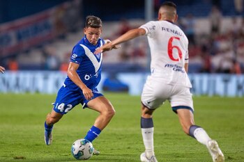 Gianluca Prestianni en acción durante
