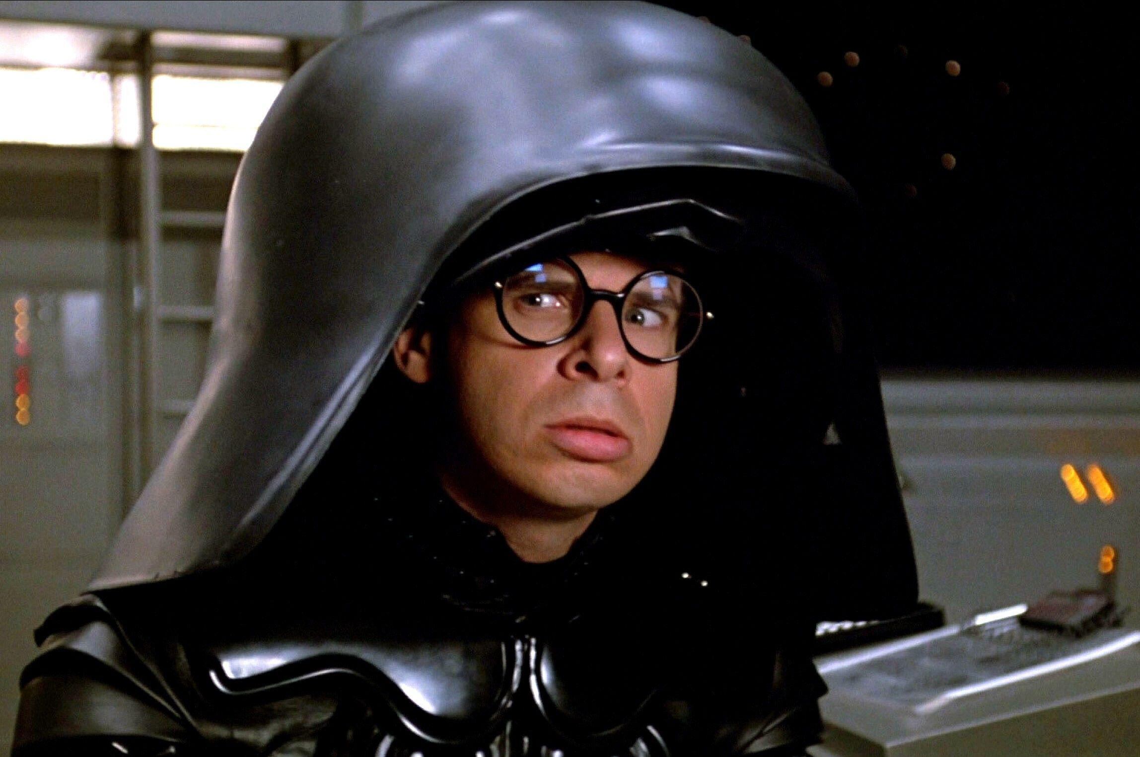 Rick Moranis regresa al cine como Dark Helmet en la secuela de Spaceballs tras casi 30 años de ausencia (BROOKSFILMS LTD/Maximum Film)