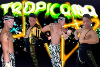 Enrique en el afiche de