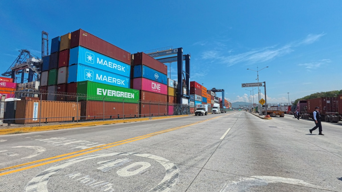 Crece abandono de fayuca en Aduana de Manzanillo; hay 900 contenedores varados con mercancía china - Infobae