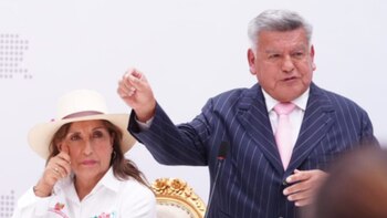 Representantes de Dina Boluarte y