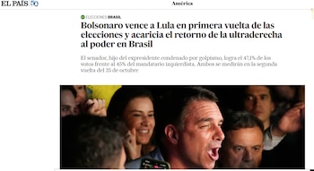 Un titular de prensa en español acompañado por una fotografía de un hombre que habla frente a una multitud