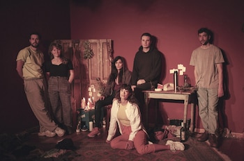 El equipo, de izquierda a