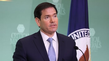 Marco Rubio suspende su viaje