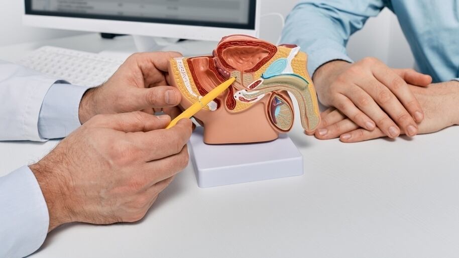 El cáncer de próstata es el tipo de tumor más frecuente entre los hombres en el Reino Unido y Estados Unidos en 2025 (EuropaPress)