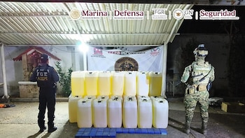 Operativo en Chiapas le arrebata 15 millones de pesos a Los Mayos: les quitan bidones de gasolina para traficar droga por el mar