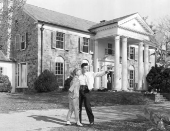 Elvis Presley compró Graceland el