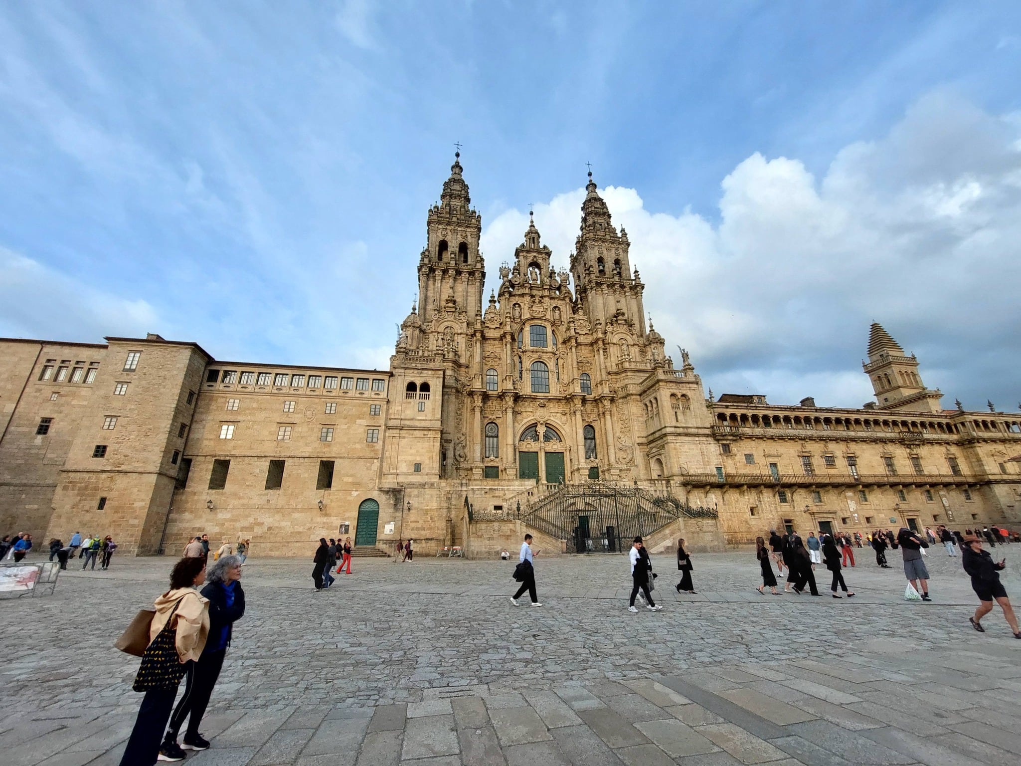 La imponente catedral de Santiago de Compostela