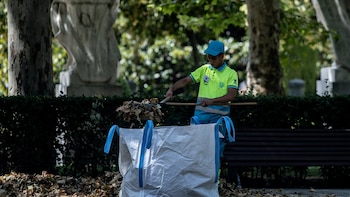 El 50% de los trabajadores extranjeros de Cataluña están sobrecualificados: africanos y asiáticos los más perjudicados