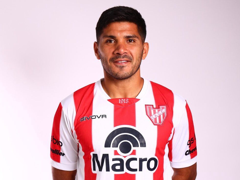 El exfutbolista de Junior jugará en su tierra natal para la temporada 2025 - crédito @InstitutoACC / X