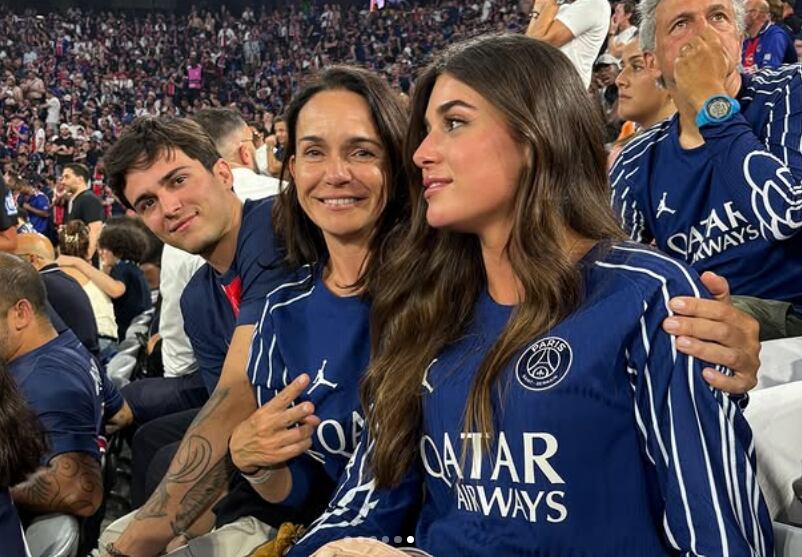 Pacho Martínez, Elena Cullell y Sira Martínez en una imagen compartida en redes sociales (@siramartinezc).