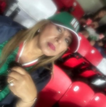 La publicación de fotos y transmisiones en vivo desde el estadio por parte de la alcaldesa de Cuautitlán desató polémica en redes sociales.