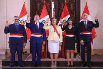 La presidenta Dina Boluarte tomó